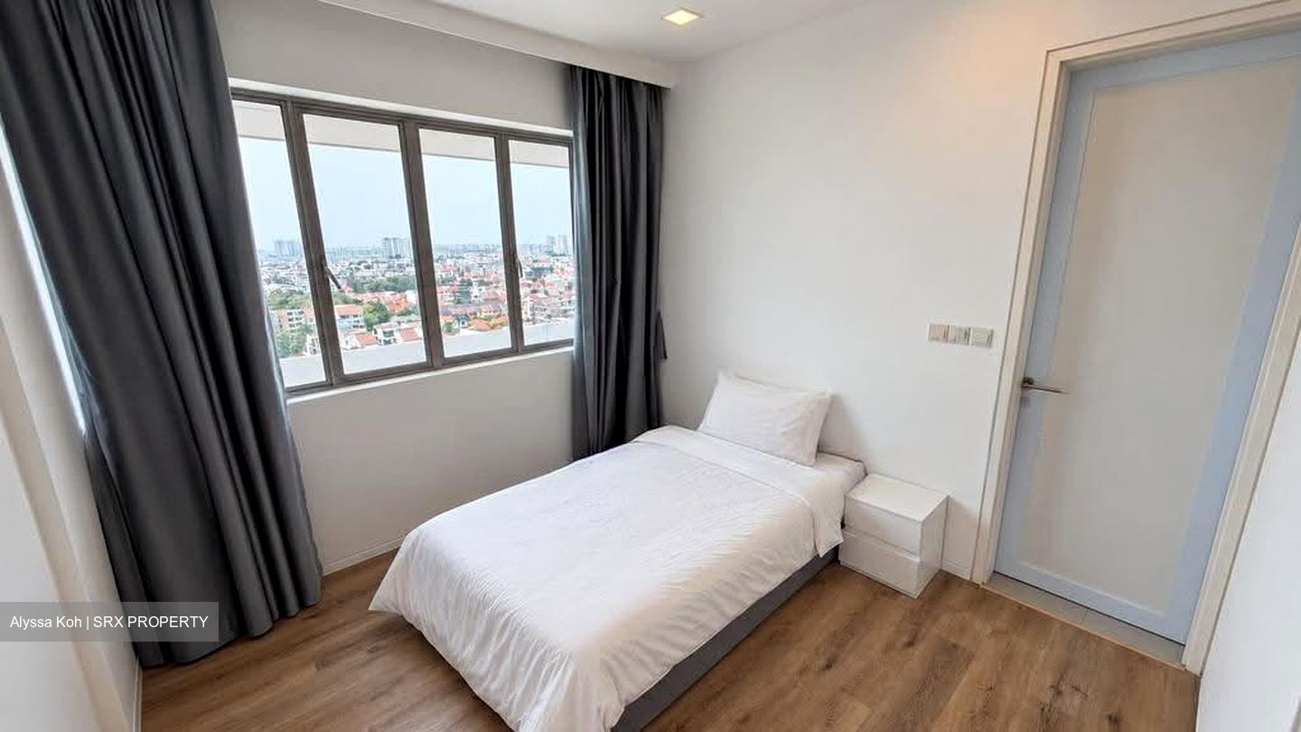 The Trumps (D14), Condominium #620775511